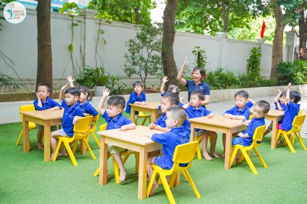 Mẹo hay để ba mẹ giúp con khởi động 'học hành' sau chuỗi ngày dài nghỉ Tết