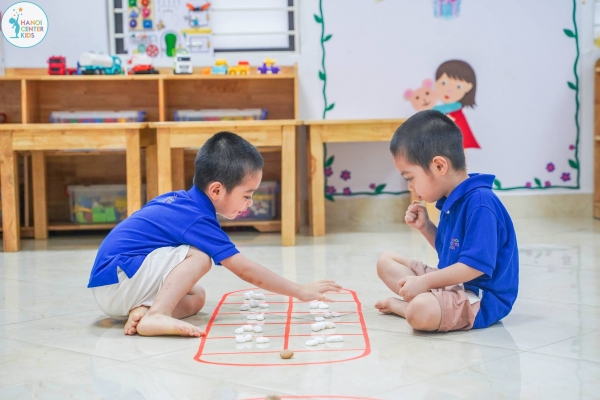 Các trò chơi dân gian - Niềm vui ngày Tết cho trẻ