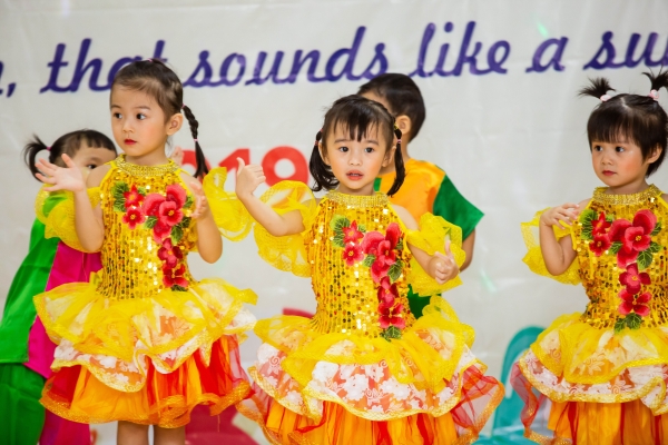 Hanoi Center Kids - Khoẻ mạnh và tài năng